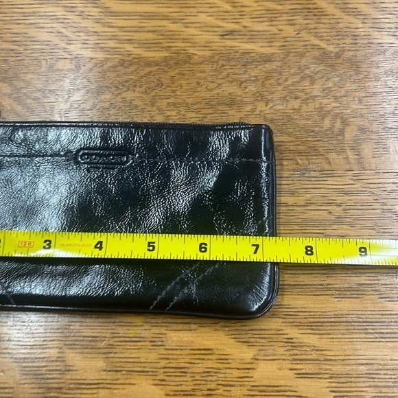 Vintage Coach Black Patent Leather Wristlet - Zipper Closure Wallet - Picture 8 of 10